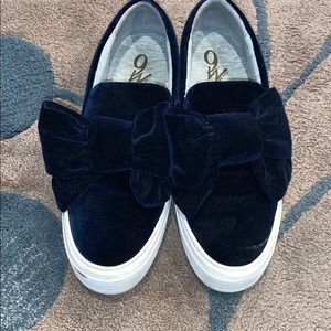 Nine West slip on shoes with bows